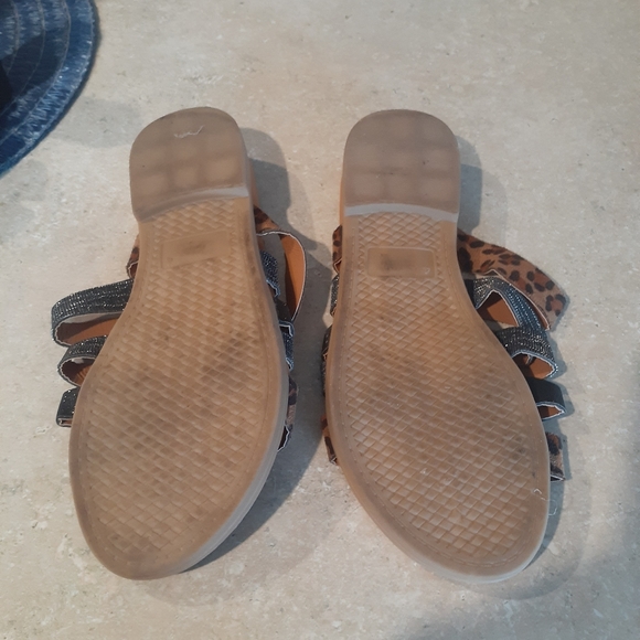 Sandals - Picture 2 of 2